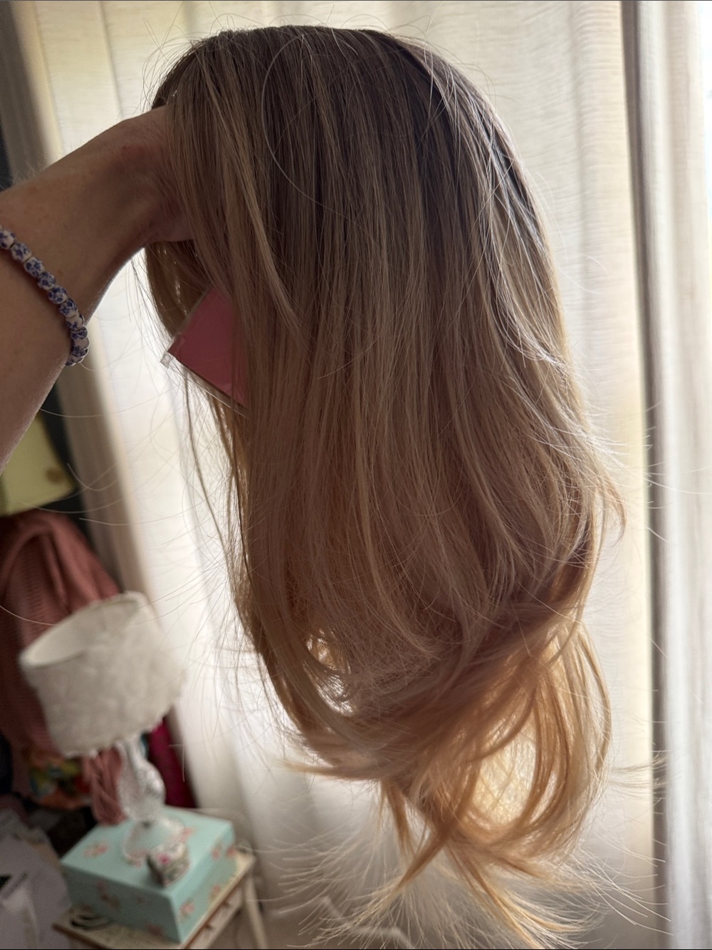 Blonde synthetic Wig NEW - Natural Light Blonde